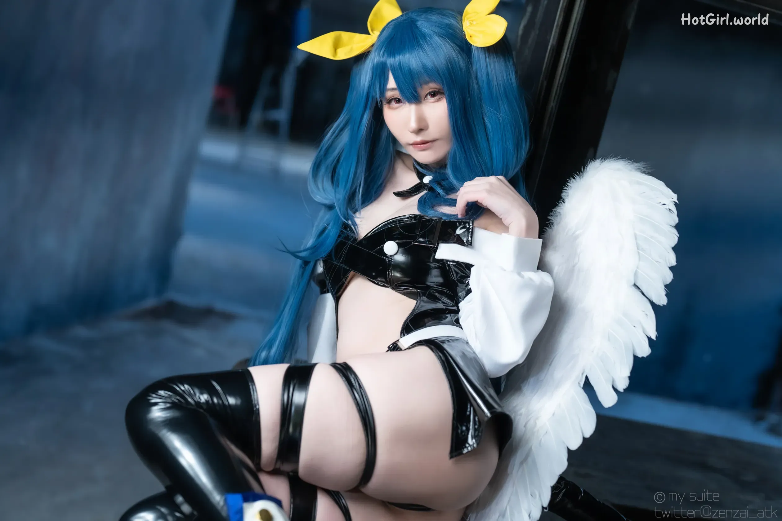 Coser-Atsuki-SUITE-DECEMBER-hotgirl.world-219.webp