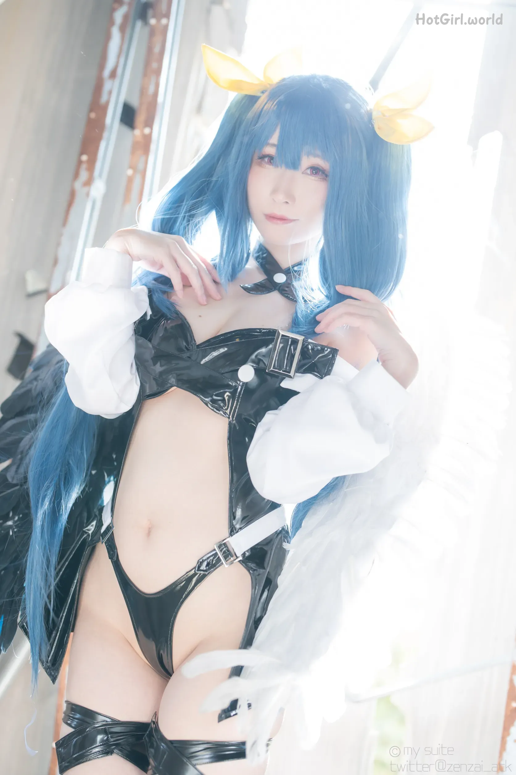 Coser-Atsuki-SUITE-DECEMBER-hotgirl.world-251.webp