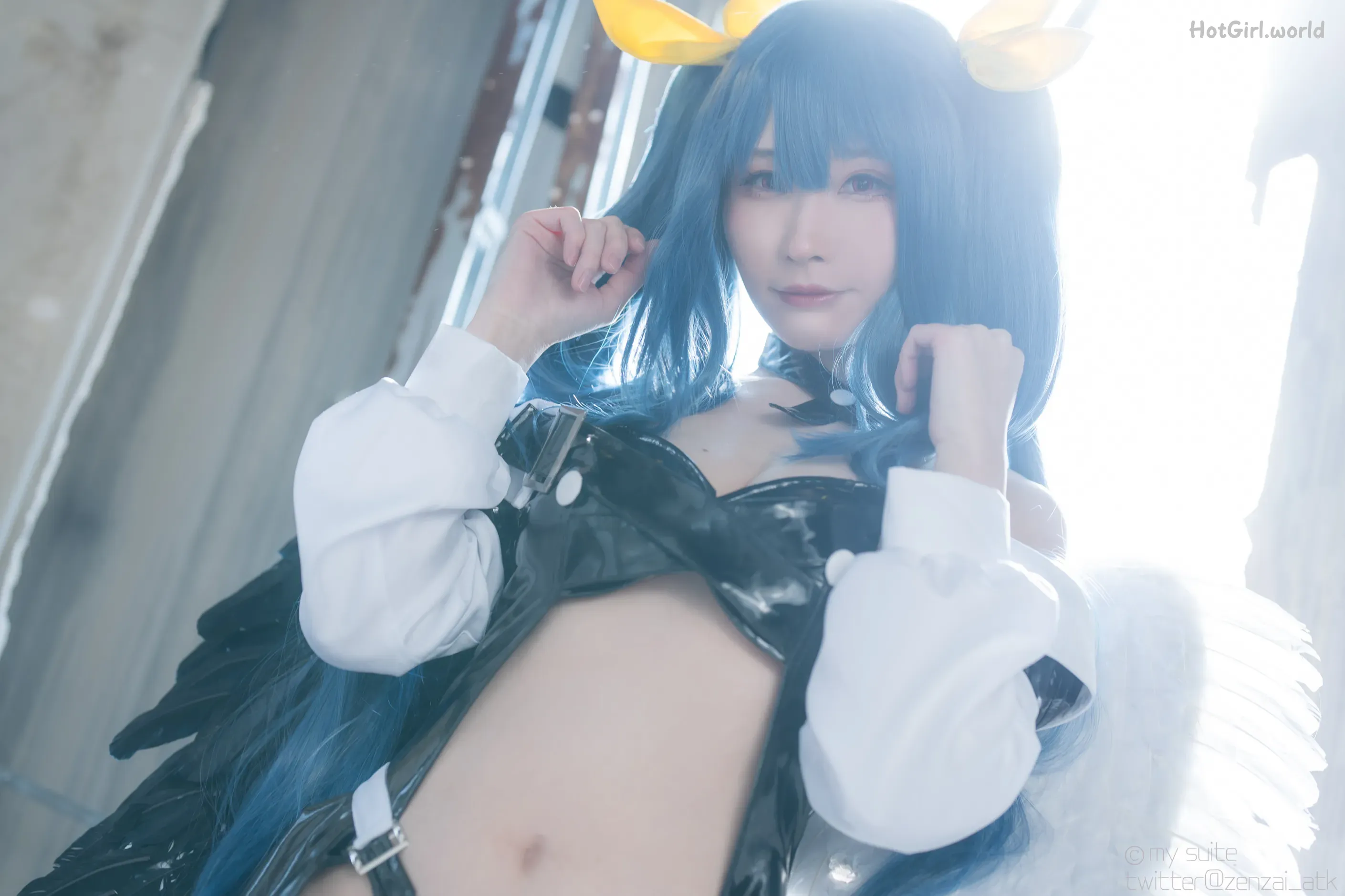 Coser-Atsuki-SUITE-DECEMBER-hotgirl.world-254.webp