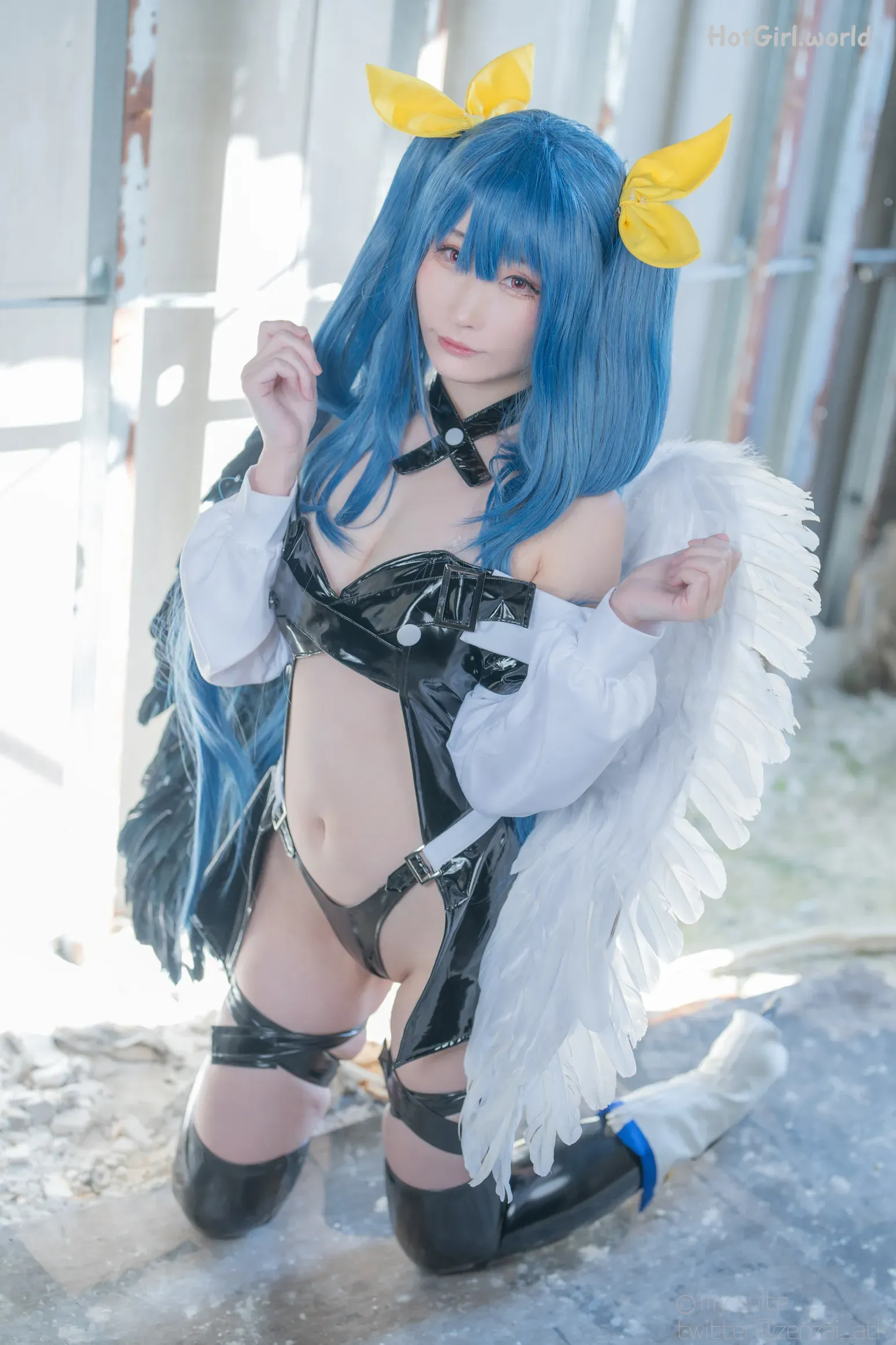 Coser-Atsuki-SUITE-DECEMBER-hotgirl.world-259.webp