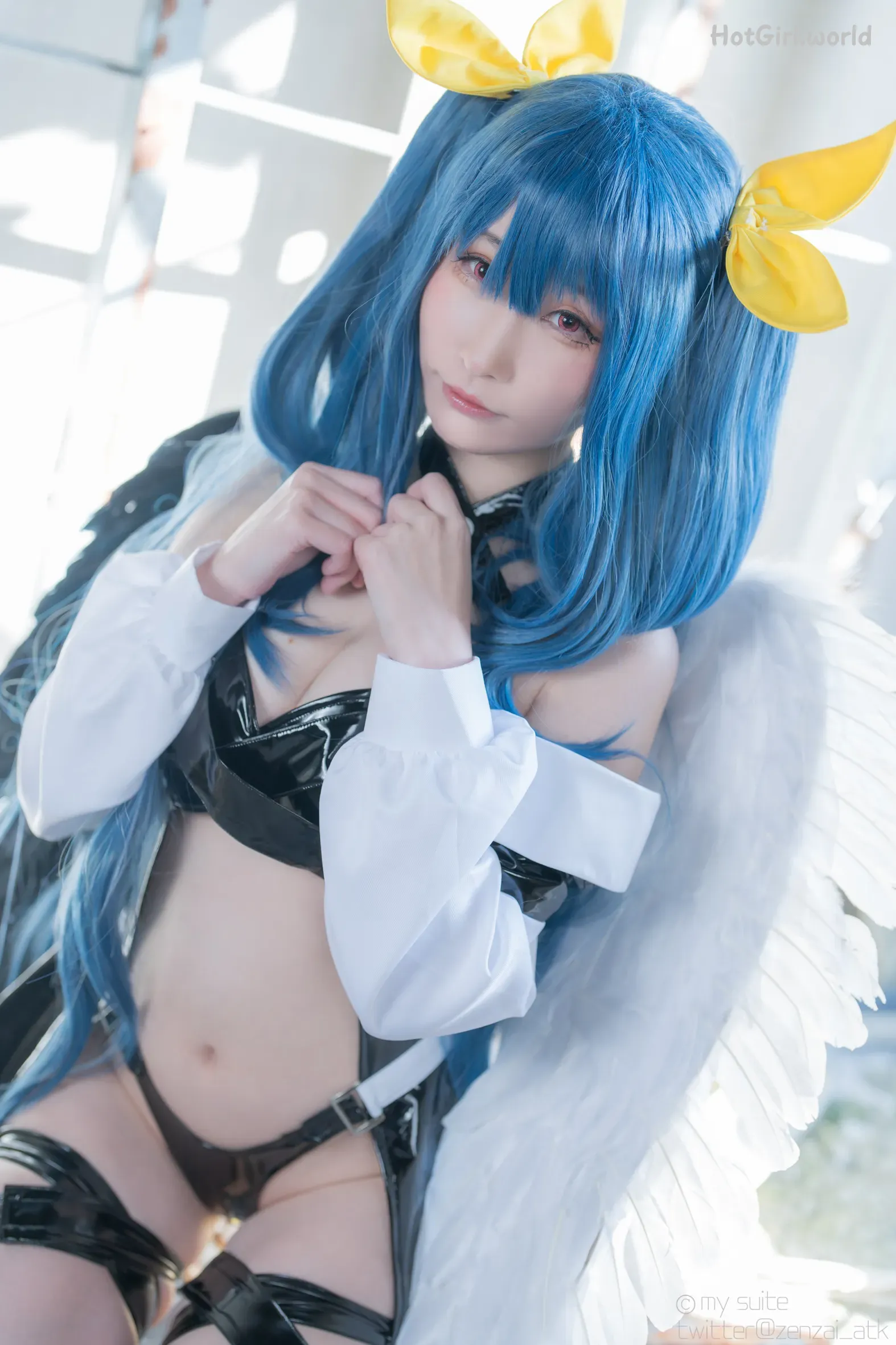 Coser-Atsuki-SUITE-DECEMBER-hotgirl.world-264.webp