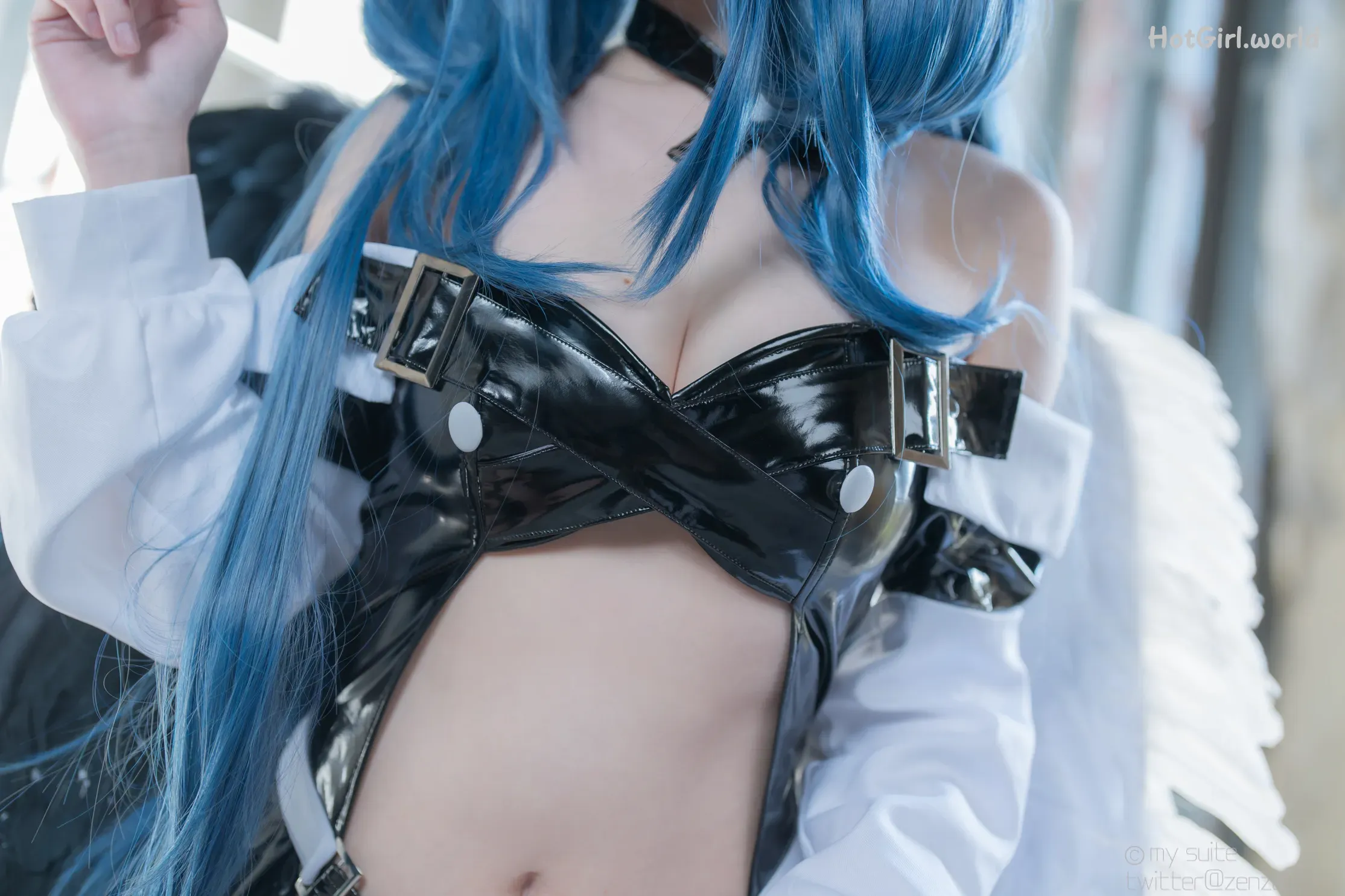 Coser-Atsuki-SUITE-DECEMBER-hotgirl.world-270.webp