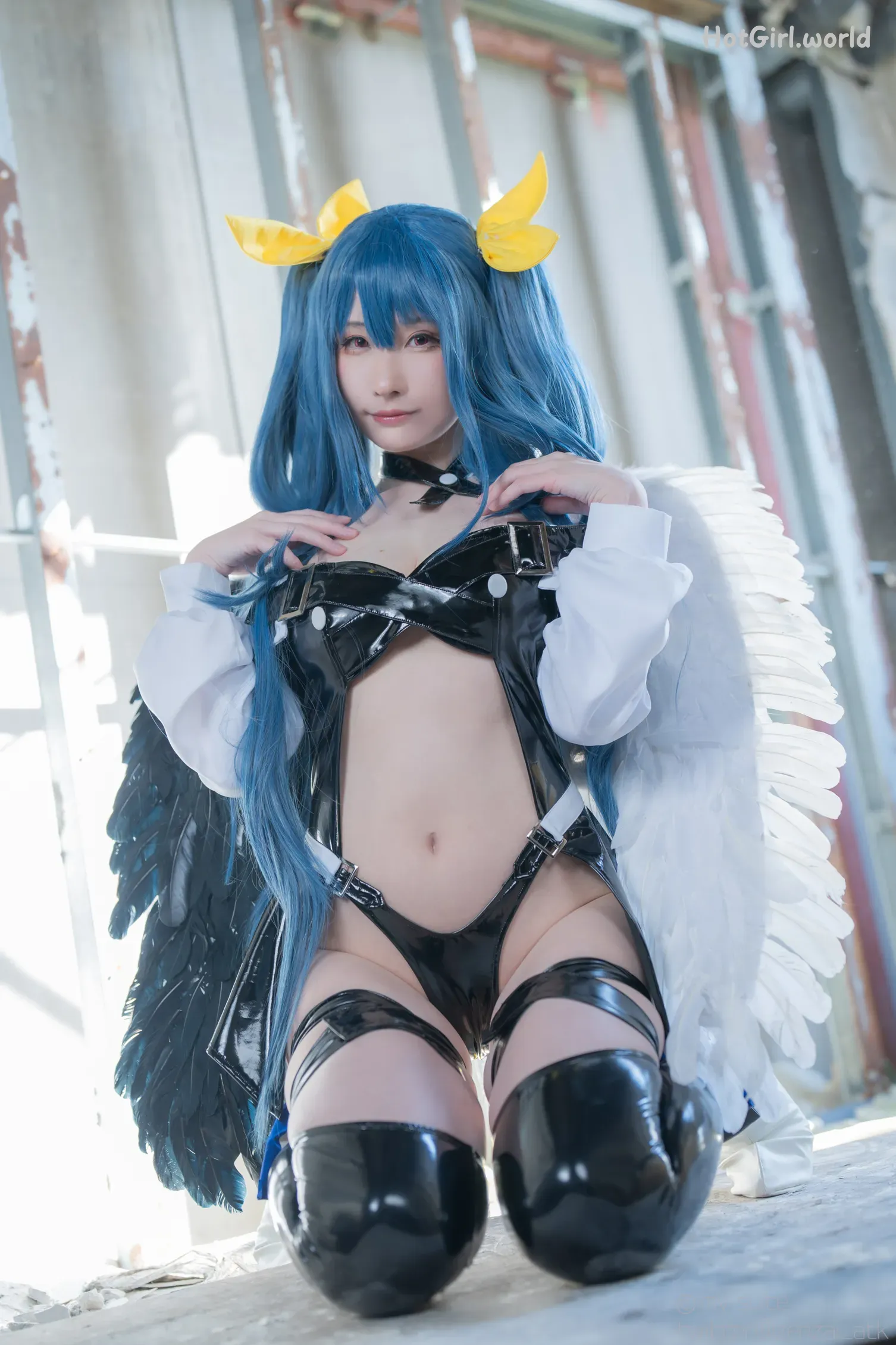 Coser-Atsuki-SUITE-DECEMBER-hotgirl.world-273.webp