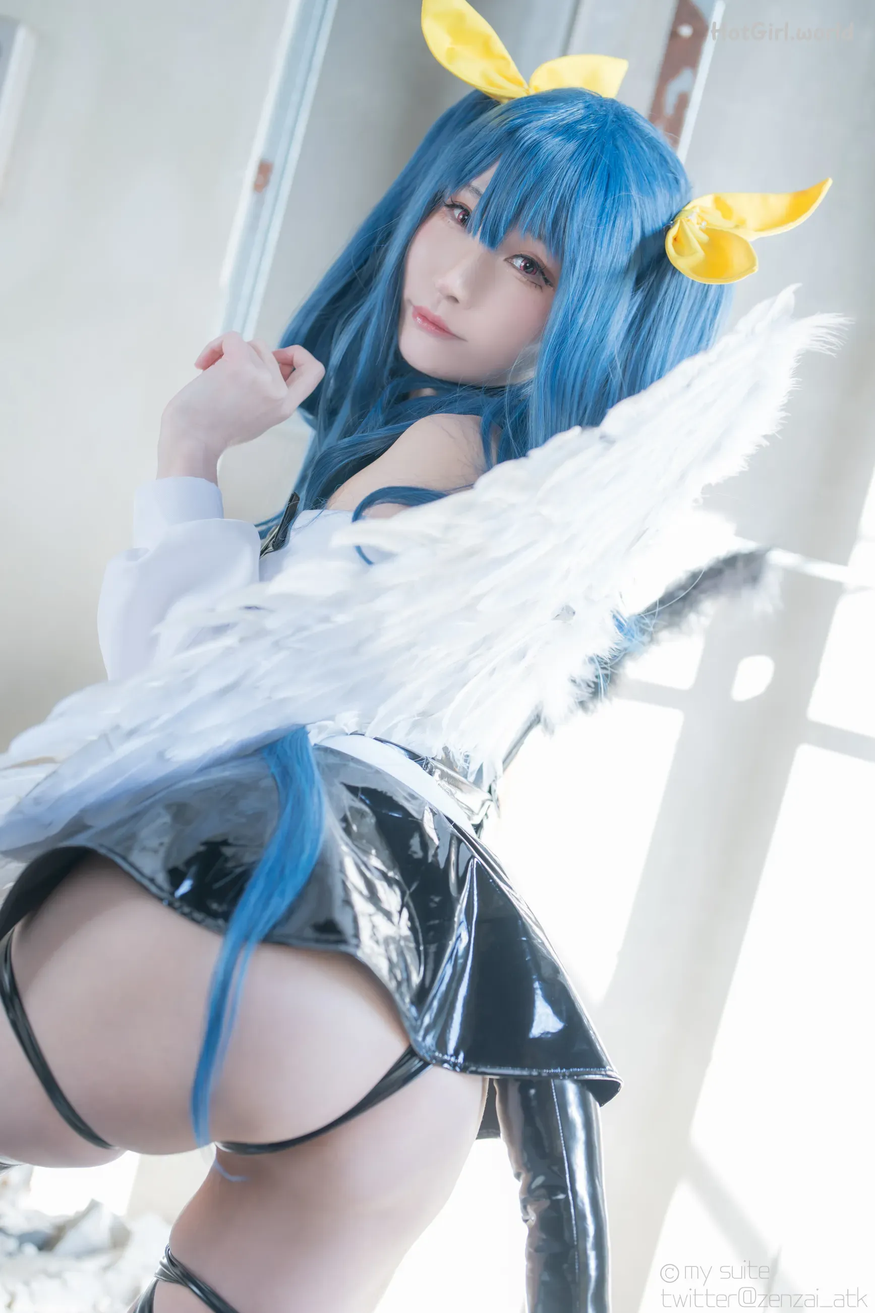 Coser-Atsuki-SUITE-DECEMBER-hotgirl.world-283.webp