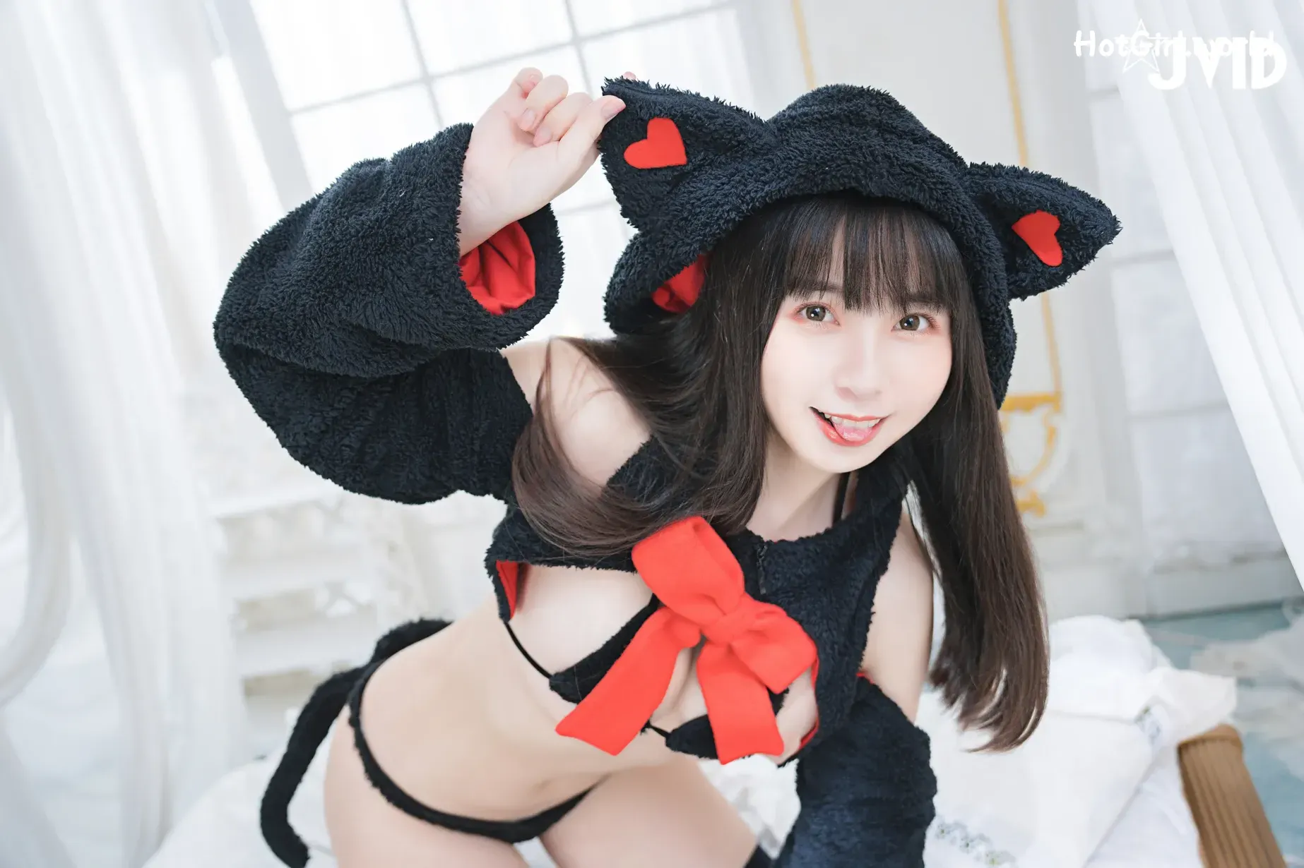 JVID-Tai-ni-and-Jiu-jiu-TinyJiu-jiu-hotgirl.world-088.webp