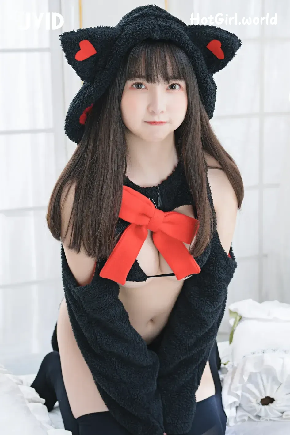 JVID-Tai-ni-and-Jiu-jiu-TinyJiu-jiu-hotgirl.world-140.webp