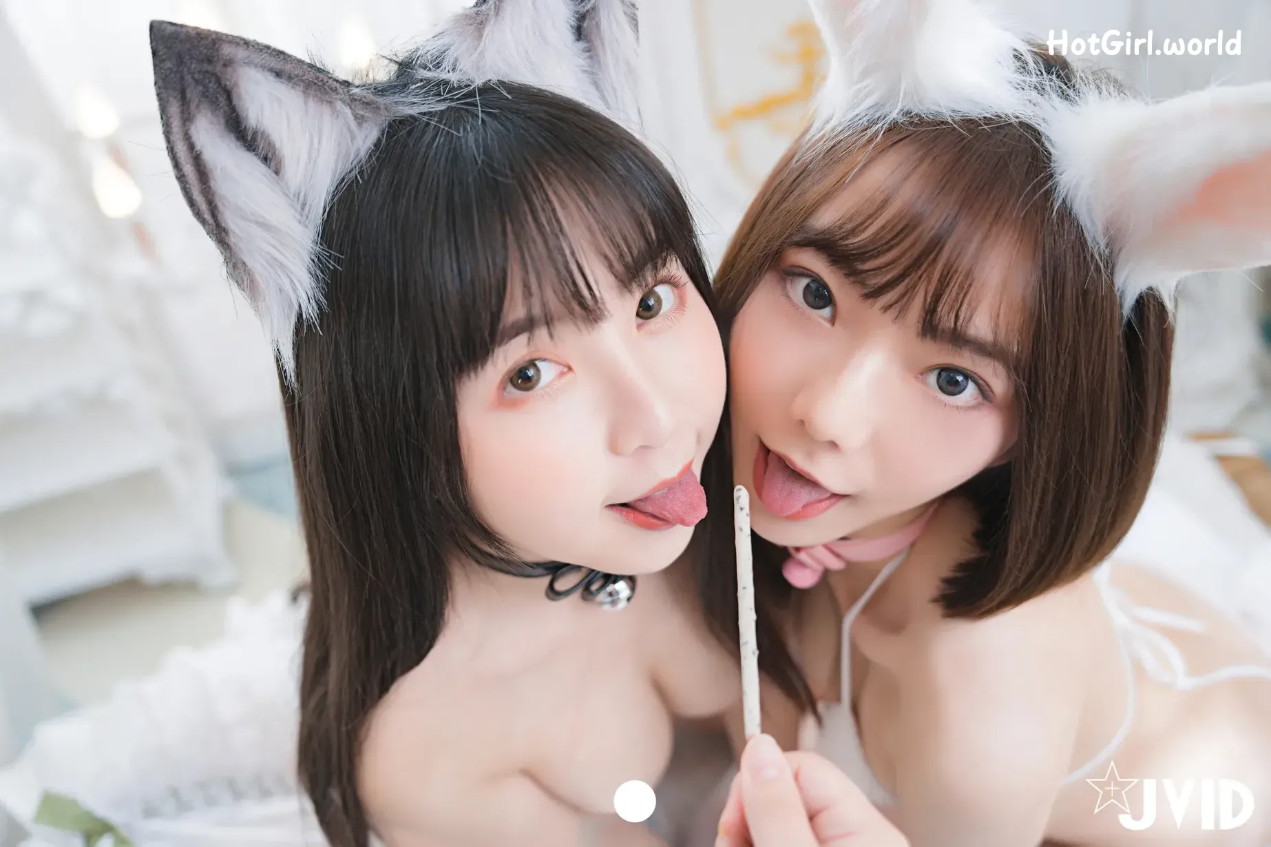 JVID-Tai-ni-and-Jiu-jiu-TinyJiu-jiu-hotgirl.world-166.webp