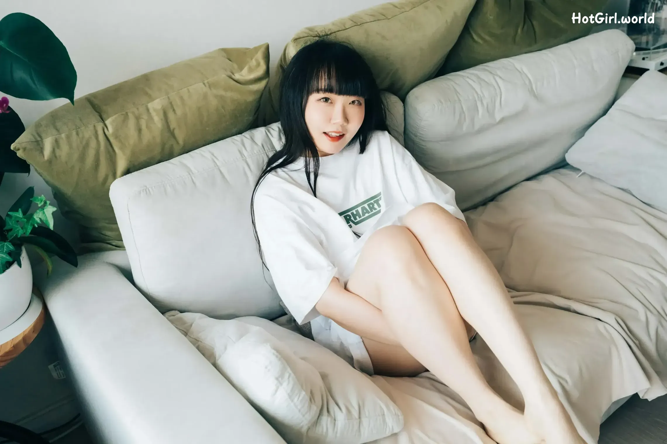 Haivia-Doyeon-Sudden-Visit-hotgirl.world-105.webp