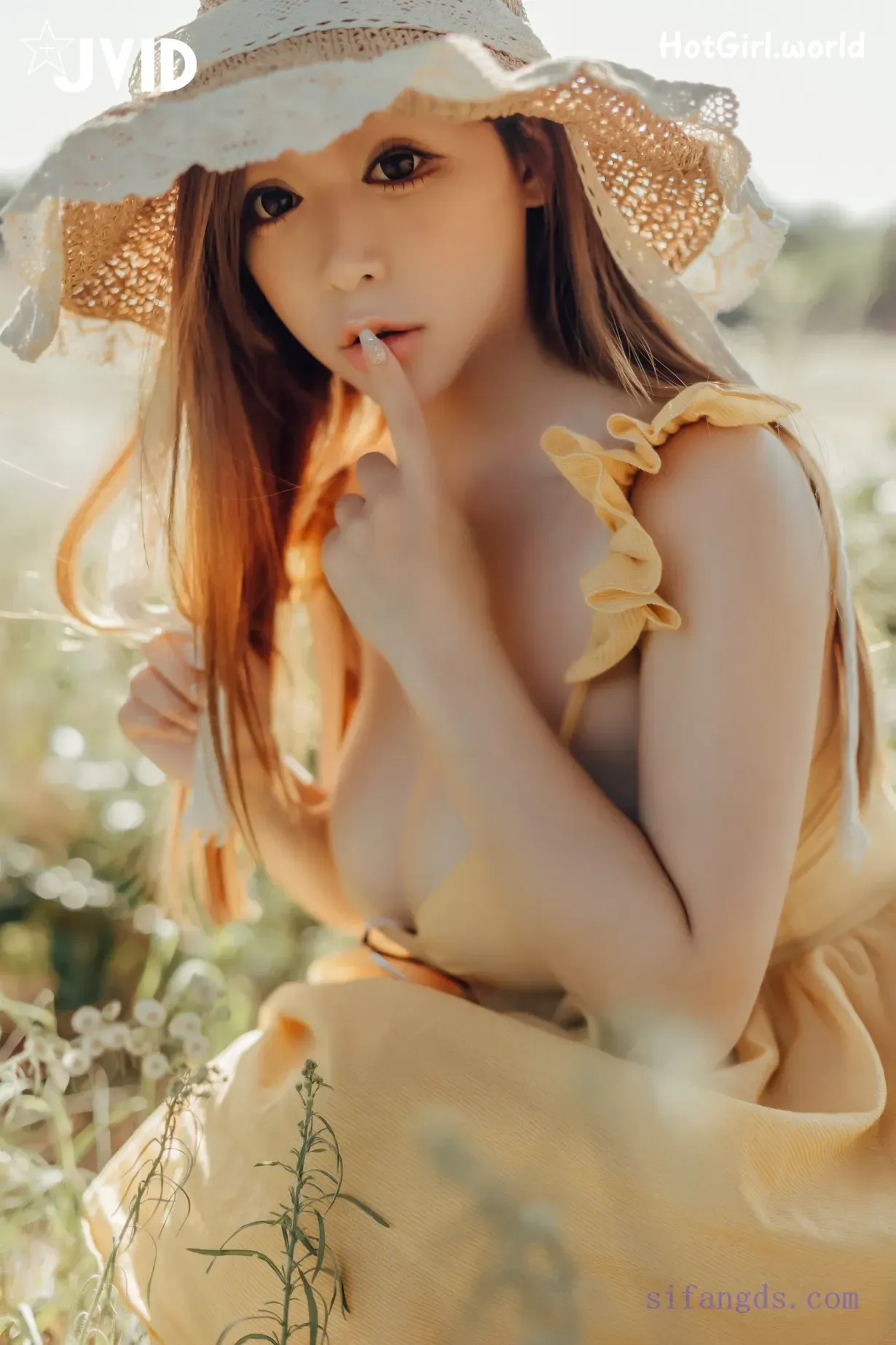 JVID-Ben-lei-nai-Ben-lei-nai-hotgirl.world-116.webp