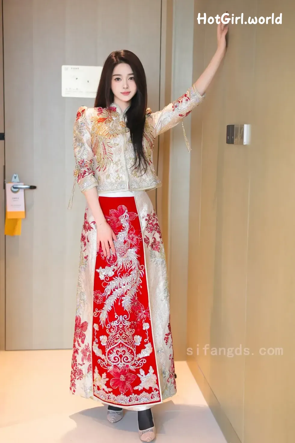 XR-Uncensored-Candy-糖糖-R18-秀人网模特-新年礼服