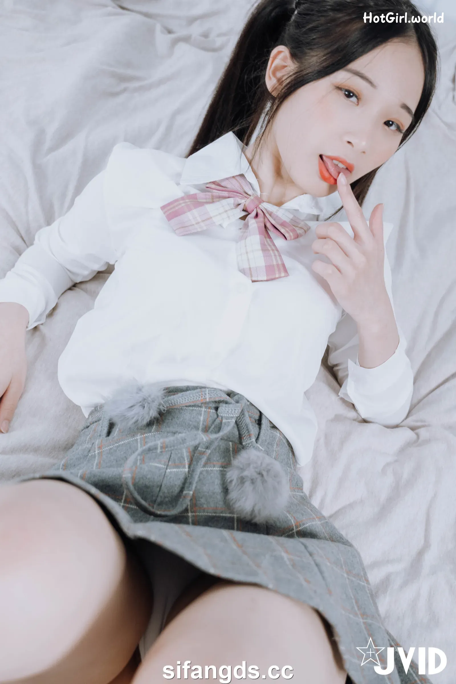 JVID-Jie-mi-Juice-Jie-mi-hotgirl.world-003_hotgirl.world.webp