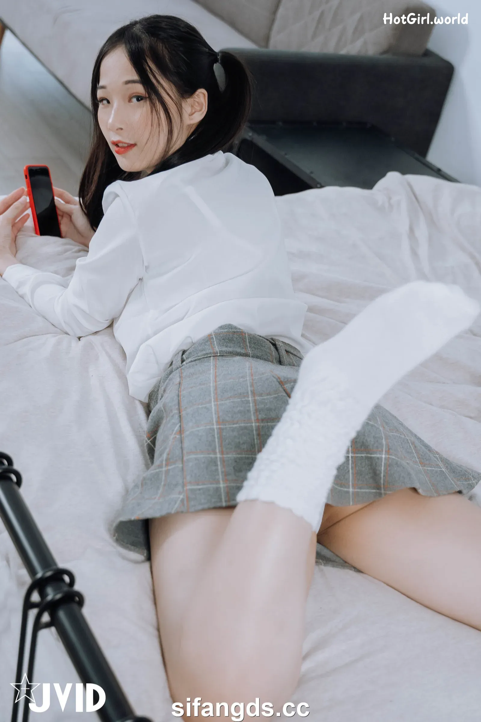 JVID-Jie-mi-Juice-Jie-mi-hotgirl.world-085_hotgirl.world.webp