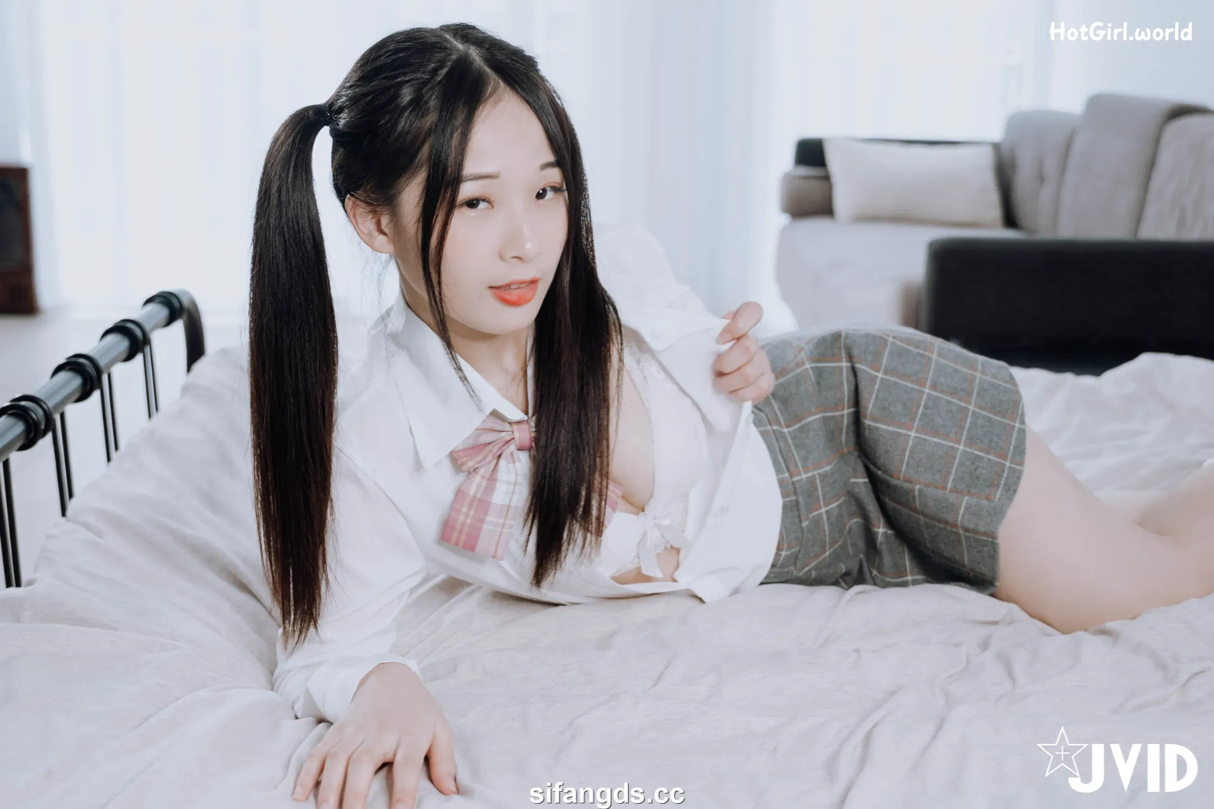 JVID-Jie-mi-Juice-Jie-mi-hotgirl.world-102_hotgirl.world.webp