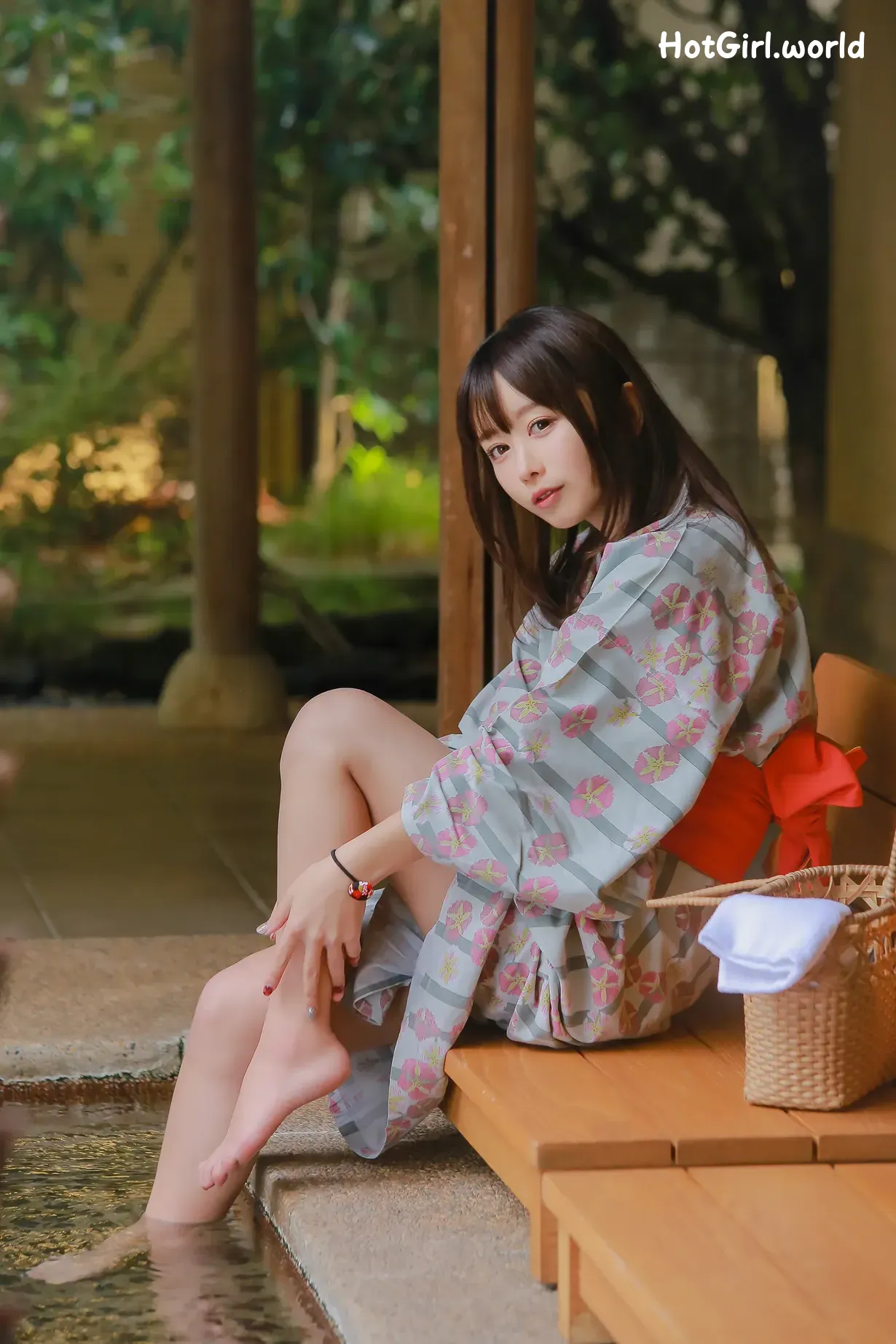 Coser-193iKkyu3-Ikumi-Ikumi-to-Onsen-hotgirl.world-099.webp