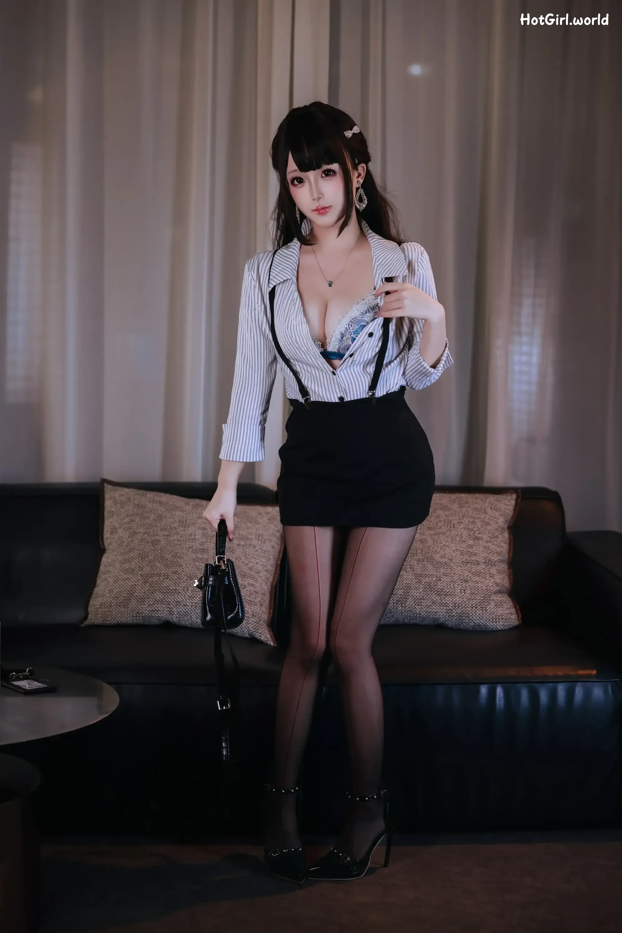 124_hotgirl.world.webp