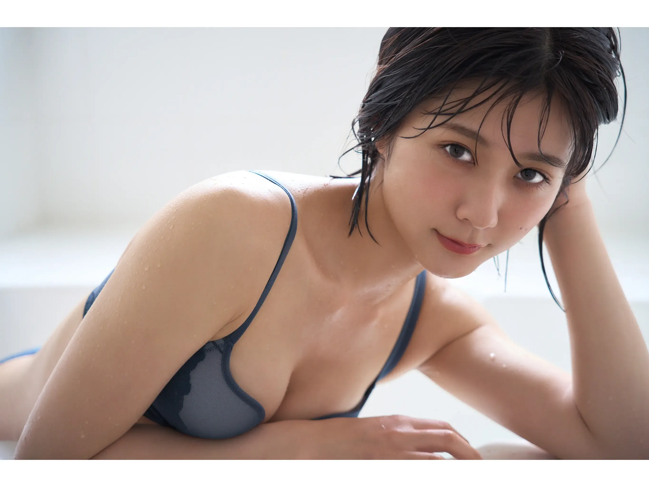 072_hotgirl.world.webp