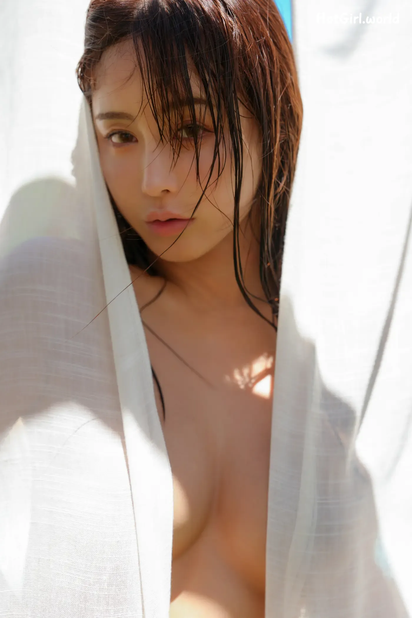 230_hotgirl.world.webp