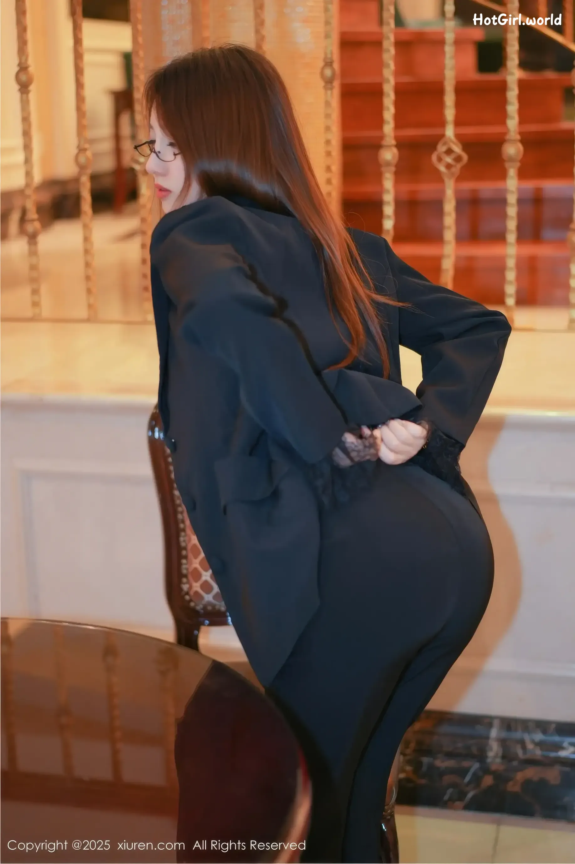 024_hotgirl.world.webp